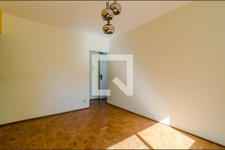 Apartamento à venda com 67m², 2 quartos e 1 vagaSala