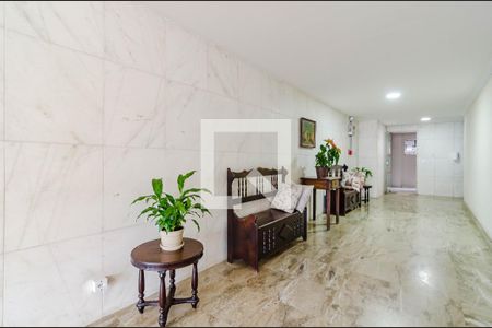 Apartamento à venda com 67m², 2 quartos e 1 vagaHall de entrada