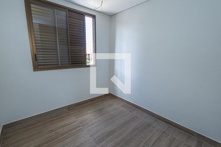 Quarto 1 de apartamento à venda com 4 quartos, 160m² em Itapoã, Belo Horizonte