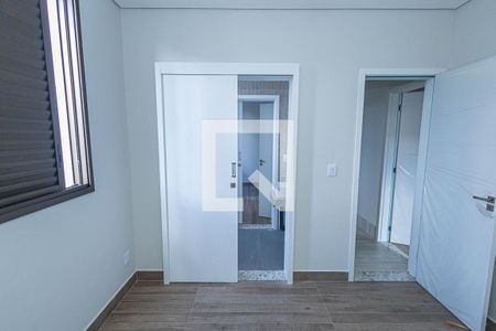 Apartamento à venda com 160m², 4 quartos e 3 vagasQuarto 3 / semi-suite