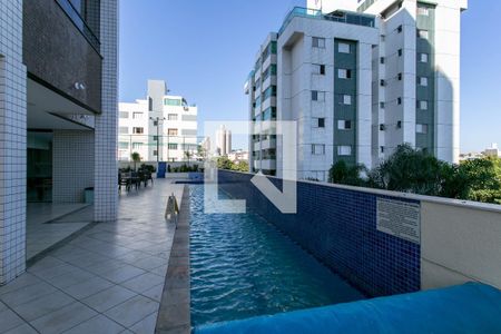 Apartamento para alugar com 85m², 3 quartos e 3 vagas Apartamento para alugar com 85m², 3 quartos e 3 vagasÁrea comum - Piscina
