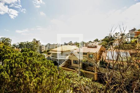 Casa para alugar com 420m², 4 quartos e 3 vagasVista