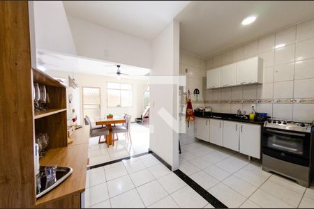 Casa de condomínio à venda com 158m², 2 quartos e 1 vaga Casa de condomínio à venda com 158m², 2 quartos e 1 vagaCozinha