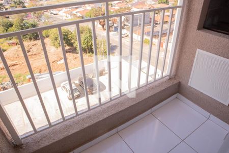 Sacada de apartamento para alugar com 2 quartos, 56m² em Jardim Novo Angulo, Hortolândia