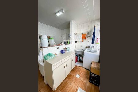 Apartamento à venda com 200m², 4 quartos e 3 vagas Apartamento à venda com 200m², 4 quartos e 3 vagasÁrea de Serviço