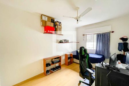 Apartamento à venda com 200m², 4 quartos e 3 vagas Apartamento à venda com 200m², 4 quartos e 3 vagasQuarto 2