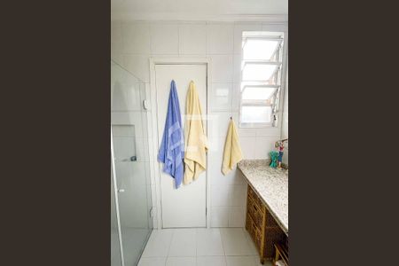 Apartamento à venda com 200m², 4 quartos e 3 vagas Apartamento à venda com 200m², 4 quartos e 3 vagasBanheiro da Suíte