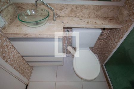 Apartamento para alugar com 60m², 2 quartos e sem vagaBanheiro