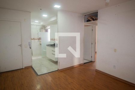 Sala de apartamento para alugar com 2 quartos, 60m² em Bonsucesso, Rio de Janeiro