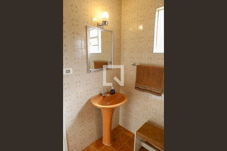 Casa à venda com 170m², 4 quartos e 1 vaga Casa à venda com 170m², 4 quartos e 1 vagaBanheiro da Suíte