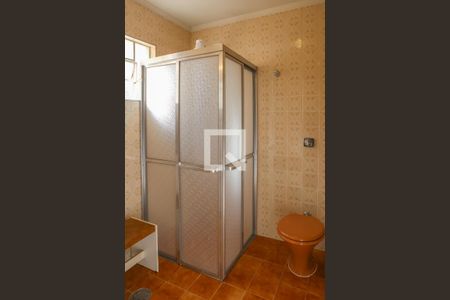 Casa à venda com 170m², 4 quartos e 1 vaga Casa à venda com 170m², 4 quartos e 1 vagaBanheiro da Suíte