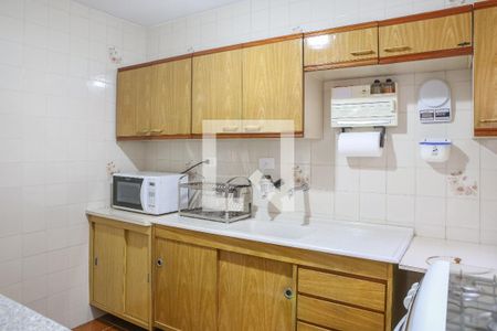 Casa à venda com 170m², 4 quartos e 1 vaga Casa à venda com 170m², 4 quartos e 1 vagaCozinha 2