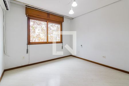Dormitório de apartamento à venda com 3 quartos, 176m² em Jardim Lindóia, Porto Alegre