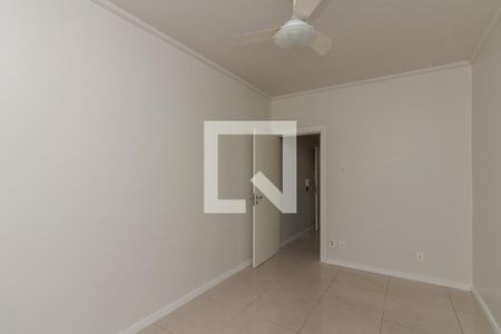 Sala de apartamento à venda com 2 quartos, 62m² em São João, Porto Alegre