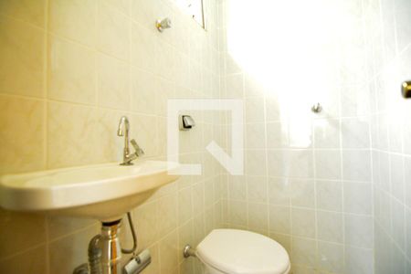 Apartamento para alugar com 100m², 3 quartos e 2 vagas Apartamento para alugar com 100m², 3 quartos e 2 vagasBanheiro de serviço