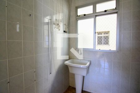 Apartamento para alugar com 100m², 3 quartos e 2 vagas Apartamento para alugar com 100m², 3 quartos e 2 vagasÁrea de Serviço