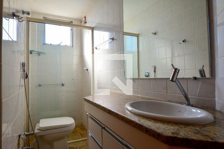 Apartamento para alugar com 100m², 3 quartos e 2 vagas Apartamento para alugar com 100m², 3 quartos e 2 vagasBanheiro