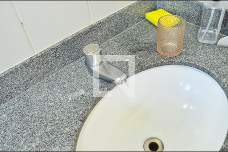 Apartamento para alugar com 76m², 2 quartos e 1 vaga Apartamento para alugar com 76m², 2 quartos e 1 vagaBanheiro - torneira