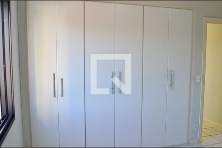 Apartamento para alugar com 76m², 2 quartos e 1 vaga Apartamento para alugar com 76m², 2 quartos e 1 vagaQuarto 2 - Armários