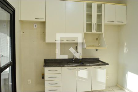 Apartamento para alugar com 76m², 2 quartos e 1 vaga Apartamento para alugar com 76m², 2 quartos e 1 vagaCozinha - Armários