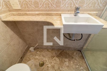 Apartamento à venda com 173m², 5 quartos e 3 vagasBanheiro Suite 2