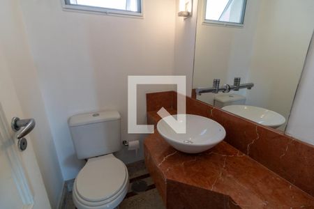 Apartamento à venda com 173m², 5 quartos e 3 vagasLavabo