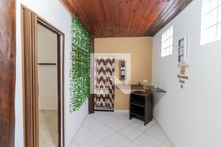 Corredor Entrada de casa para alugar com 2 quartos, 50m² em Ferreira, São Paulo