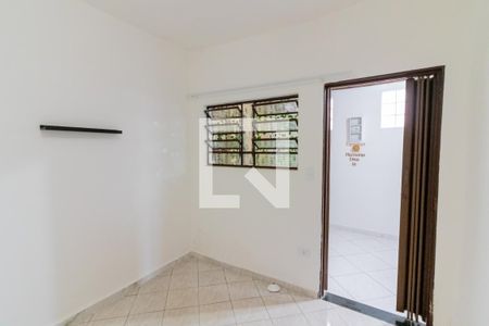 Quarto 1 de casa para alugar com 2 quartos, 50m² em Ferreira, São Paulo