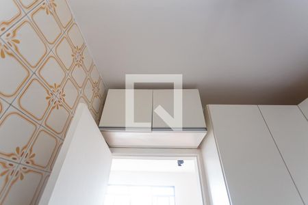 Apartamento para alugar com 60m², 2 quartos e 1 vaga Apartamento para alugar com 60m², 2 quartos e 1 vagaArmário da Cozinha