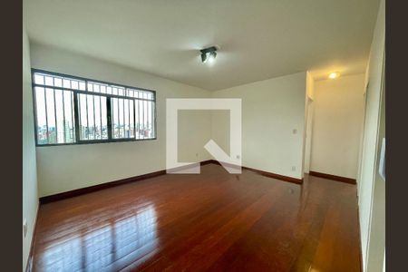 Apartamento para alugar com 2 quartos, 60m² em Carmo, Belo Horizonte