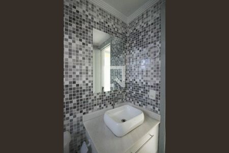 Banheiro de apartamento à venda com 2 quartos, 47m² em Colônia (zona Leste), São Paulo