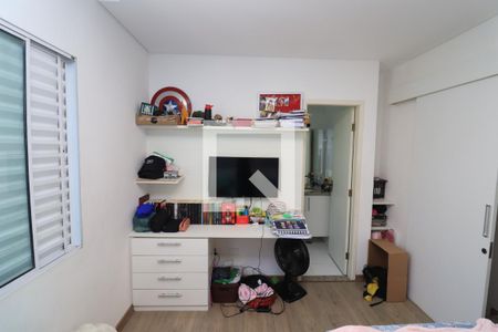Casa de condomínio à venda com 75m², 2 quartos e 3 vagasQuarto 2 - Suíte
