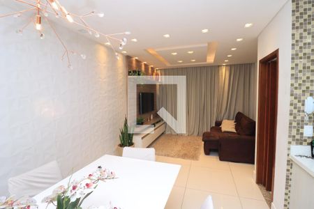 Sala de TV de casa de condomínio à venda com 2 quartos, 75m² em Jardim Jaú (zona Leste), São Paulo