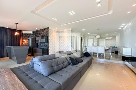 Sala de apartamento para alugar com 5 quartos, 230m² em Morro do Maluf, Guarujá
