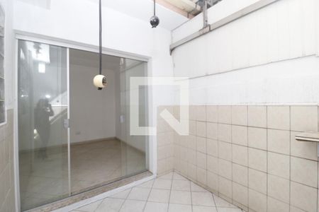 Casa para alugar com 109m², 2 quartos e 1 vagaQuintal