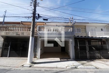 Casa para alugar com 109m², 2 quartos e 1 vagaFachada