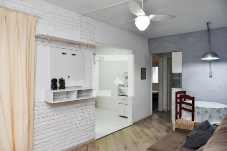 Sala de apartamento para alugar com 1 quarto, 45m² em Cristo Redentor, Porto Alegre