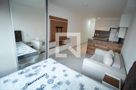 Sala/Quarto de apartamento para alugar com 1 quarto, 28m² em Mirandópolis, São Paulo