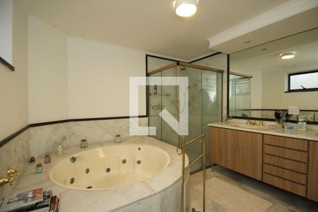 Apartamento para alugar com 279m², 4 quartos e 4 vagasSuíte 2