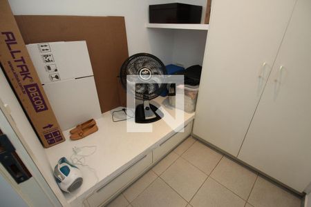 Apartamento para alugar com 279m², 4 quartos e 4 vagasQuarto de Serviço