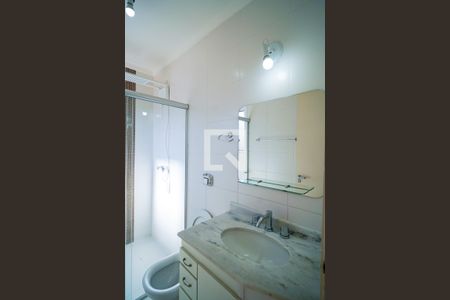 Banheiro da Suíte de casa de condomínio para alugar com 3 quartos, 124m² em Central Parque Sorocaba, Sorocaba