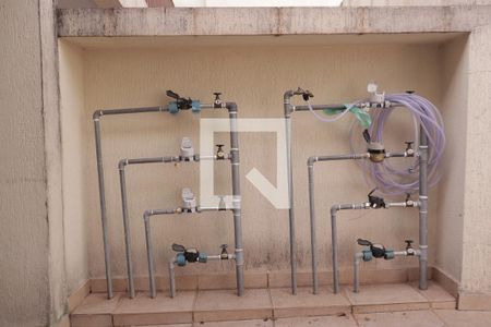 Casa de condomínio à venda com 75m², 2 quartos e 1 vagaGaragem