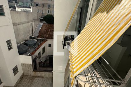 Cozinha - Vista de apartamento à venda com 1 quarto, 26m² em Copacabana, Rio de Janeiro