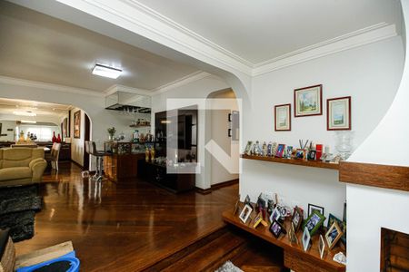 Sala Lareira de apartamento à venda com 4 quartos, 414m² em Jardim Avelino, São Paulo