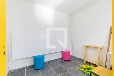 Casa à venda com 90m², 2 quartos e 2 vagasQuarto de Serviço