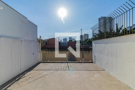 Casa à venda com 90m², 2 quartos e 2 vagasQuarto 2 - Varanda