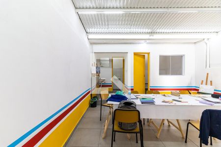 Casa à venda com 90m², 2 quartos e 2 vagasQuintal