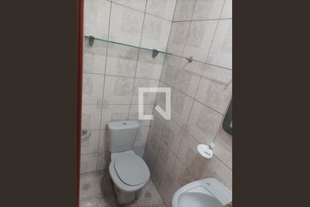 Casa para alugar com 300m², 6 quartos e 3 vagas Casa para alugar com 300m², 6 quartos e 3 vagasBanheiro 1