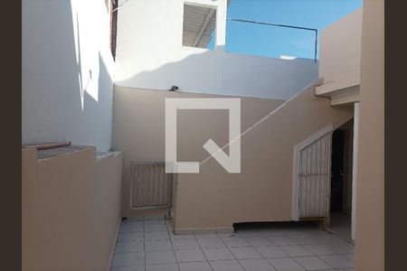 Casa para alugar com 300m², 6 quartos e 3 vagas Casa para alugar com 300m², 6 quartos e 3 vagasQuintal