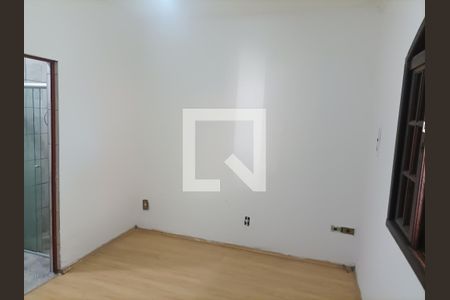 Casa para alugar com 300m², 6 quartos e 3 vagas Casa para alugar com 300m², 6 quartos e 3 vagasQuarto 01